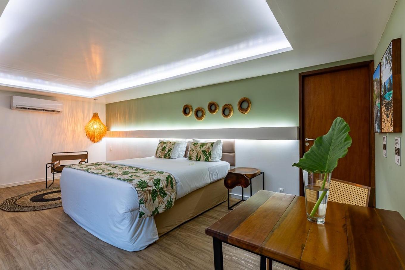 Dolphin Hotel フェルナンド・デ・ノローニャ エクステリア 写真